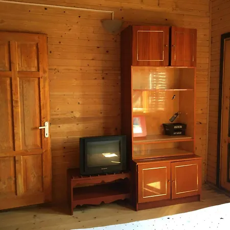 Flora בית הארחה *